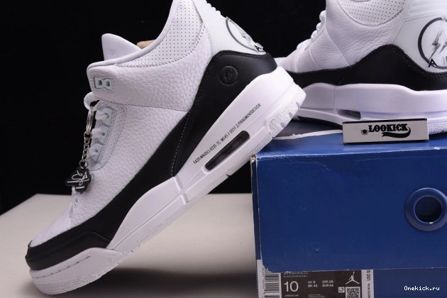One Kick 3 FRAGMENT JORDAN AIR DA3595-100 0818
